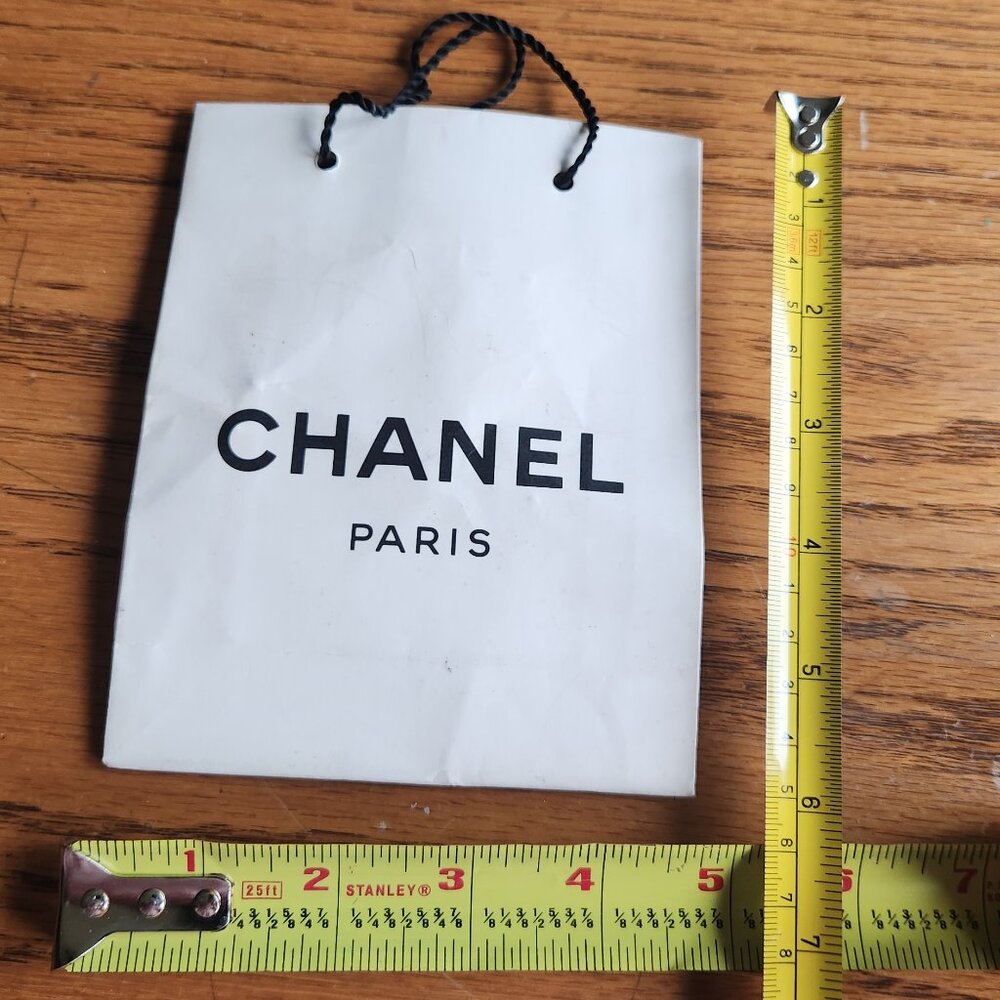 Chanel Barrette Hairclip and Bag - Picture 12 of 14